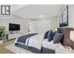 56 MCFARLANE Drive - 36