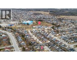 56 MCFARLANE Drive - 5