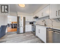 271 COLLEGE Street W - 13