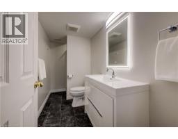 271 COLLEGE Street W - 25