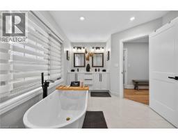 397 CAITHNESS Street E - 24