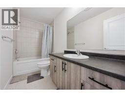 40 MOON Crescent - 19