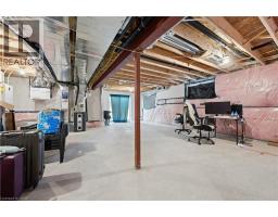 40 MOON Crescent - 25