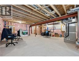 40 MOON Crescent - 26