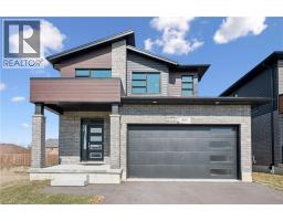 40 MOON Crescent - 3