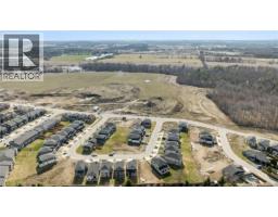 40 MOON Crescent - 34