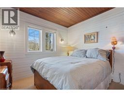 10 KIWANIS Avenue - 21