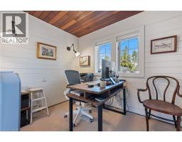 10 KIWANIS Avenue - 22