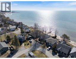 10 KIWANIS Avenue - 43