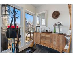 10 KIWANIS Avenue - 6