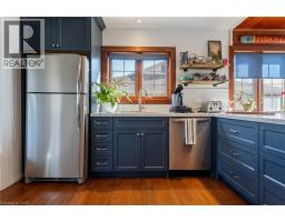 10 KIWANIS Avenue - 7