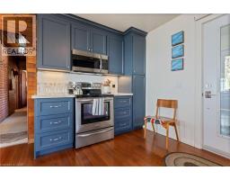 10 KIWANIS Avenue - 9