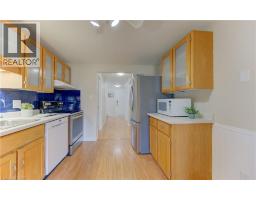 9 CAMROSE Court - 11