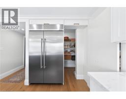 553 SANDBROOKE Court - 16