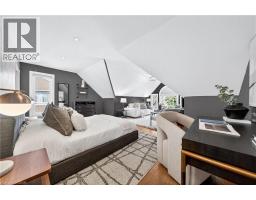 553 SANDBROOKE Court - 33