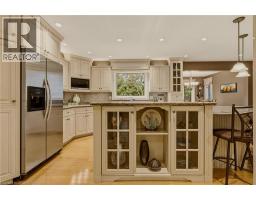 91 REMBRANDT Court - 7