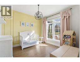 9 EAST Street N - 16