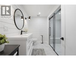 9 EAST Street N - 27