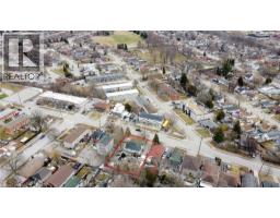 65 BROOKLYNE Road - 3