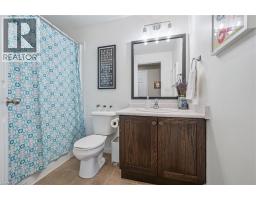 240 WESTMEADOW Drive UnitNo. 1D - 19