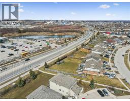 240 WESTMEADOW Drive UnitNo. 1D - 27