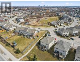 240 WESTMEADOW Drive UnitNo. 1D - 28