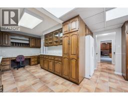 124 AUTUMN HILL Crescent - 11