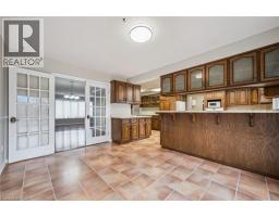 124 AUTUMN HILL Crescent - 14