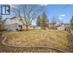 124 AUTUMN HILL Crescent - 41