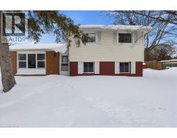 400 MIDWOOD Crescent - 1