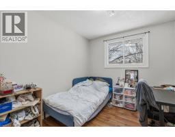 400 MIDWOOD Crescent - 11