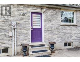 26 WASHINGTON Street E - 10