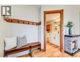 26 WASHINGTON Street E - 11