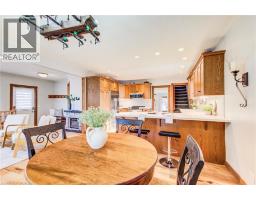 26 WASHINGTON Street E - 19