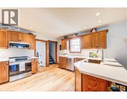 26 WASHINGTON Street E - 22