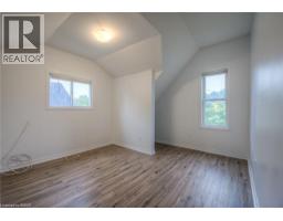 10 BRUCE Street - 23