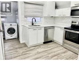 252 ROBINSON Street - 23