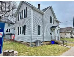 252 ROBINSON Street - 7