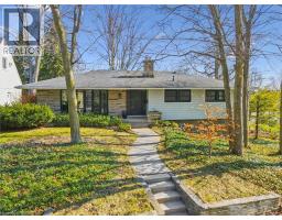 144 RIPPLEWOOD Crescent - 3