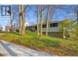 144 RIPPLEWOOD Crescent - 4