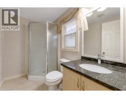 924 COPPER LEAF Crescent - 17