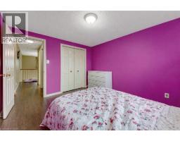 924 COPPER LEAF Crescent - 23