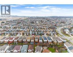 924 COPPER LEAF Crescent - 38