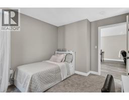 110 MOONSTONE Crescent - 17