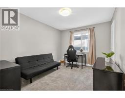 110 MOONSTONE Crescent - 19