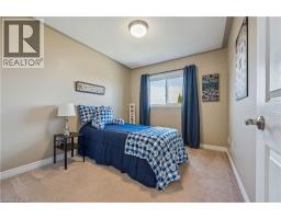 116 ESSEX POINT Drive - 31