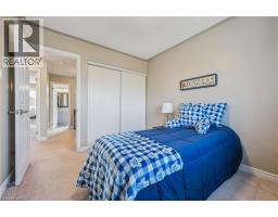 116 ESSEX POINT Drive - 32