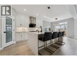 628 FLORENCEDALE Crescent - 11