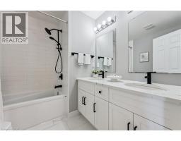 628 FLORENCEDALE Crescent - 24