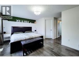 104 HOUGHTON Street - 33